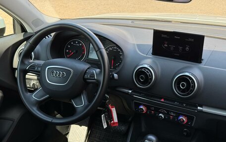Audi A3, 2015 год, 1 350 000 рублей, 24 фотография