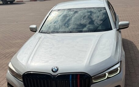 BMW 7 серия, 2020 год, 5 890 000 рублей, 4 фотография