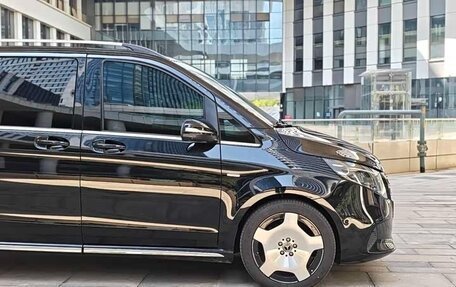 Mercedes-Benz V-Класс, 2026 год, 10 120 000 рублей, 2 фотография