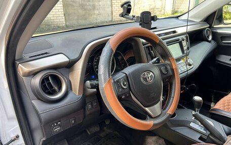 Toyota RAV4, 2014 год, 2 350 000 рублей, 17 фотография