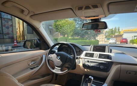 BMW 3 серия, 2014 год, 1 380 000 рублей, 12 фотография