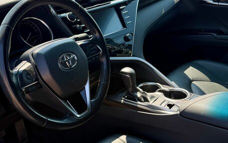 Toyota Camry, 2018 год, 2 200 000 рублей, 5 фотография