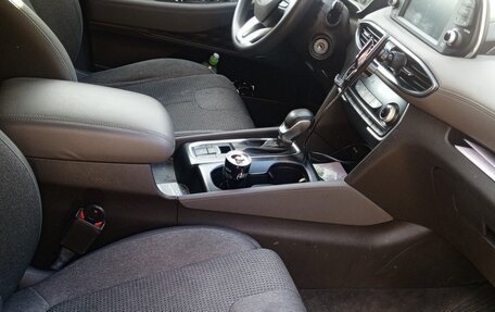 Hyundai Santa Fe IV, 2018 год, 2 000 000 рублей, 5 фотография