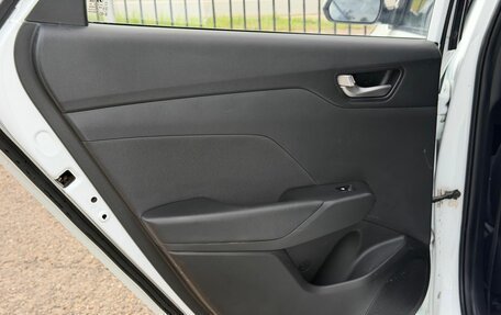 Hyundai Solaris II рестайлинг, 2017 год, 1 199 000 рублей, 18 фотография