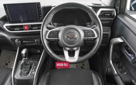 Daihatsu Rocky, 2021 год, 1 599 000 рублей, 15 фотография