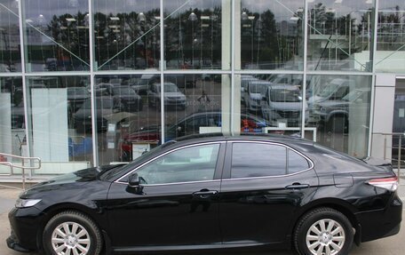 Toyota Camry, 2021 год, 2 335 000 рублей, 8 фотография