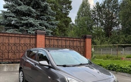 Hyundai Solaris II рестайлинг, 2012 год, 780 000 рублей, 4 фотография