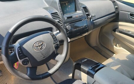 Toyota Prius, 2008 год, 640 000 рублей, 7 фотография