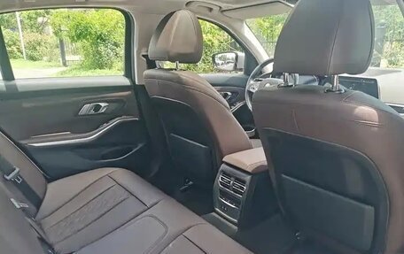 BMW 3 серия, 2022 год, 2 842 000 рублей, 15 фотография