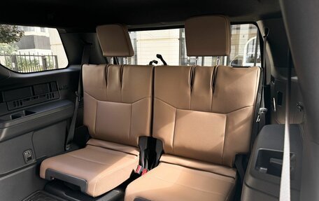 Toyota 4Runner, 2025 год, 11 990 000 рублей, 29 фотография