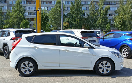 Hyundai Solaris II рестайлинг, 2016 год, 950 000 рублей, 5 фотография