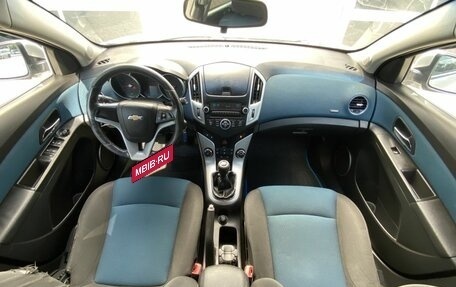 Chevrolet Cruze II, 2013 год, 710 000 рублей, 10 фотография
