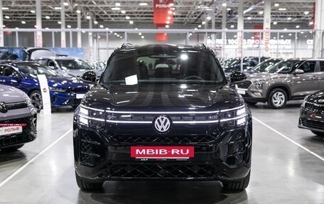 Volkswagen Teramont, 2025 год, 7 400 000 рублей, 2 фотография