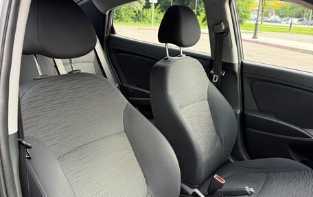 Hyundai Solaris II рестайлинг, 2015 год, 1 090 000 рублей, 14 фотография