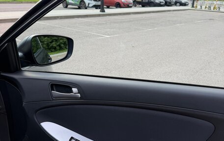 Hyundai Solaris II рестайлинг, 2015 год, 1 090 000 рублей, 17 фотография