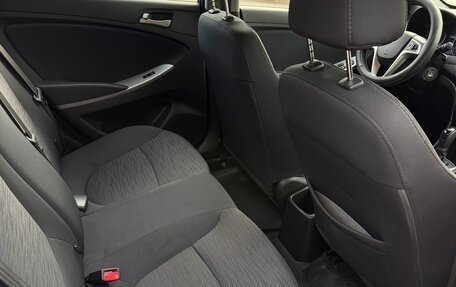 Hyundai Solaris II рестайлинг, 2015 год, 1 090 000 рублей, 20 фотография