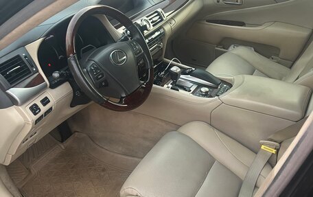 Lexus LS IV, 2013 год, 2 990 000 рублей, 4 фотография