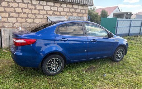 KIA Rio III рестайлинг, 2013 год, 847 000 рублей, 3 фотография