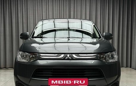 Mitsubishi Outlander III рестайлинг 3, 2013 год, 1 649 000 рублей, 2 фотография