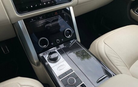 Land Rover Range Rover IV рестайлинг, 2019 год, 9 100 000 рублей, 24 фотография