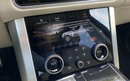 Land Rover Range Rover IV рестайлинг, 2019 год, 9 100 000 рублей, 25 фотография