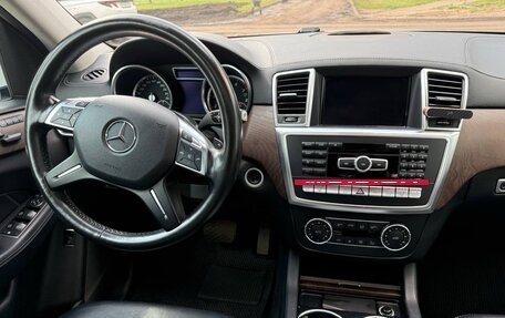 Mercedes-Benz GL-Класс, 2015 год, 4 000 000 рублей, 17 фотография