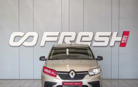 Renault Logan II, 2018 год, 900 000 рублей, 1 фотография