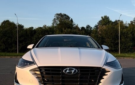 Hyundai Sonata VIII, 2020 год, 2 000 000 рублей, 2 фотография