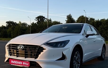 Hyundai Sonata VIII, 2020 год, 2 000 000 рублей, 3 фотография