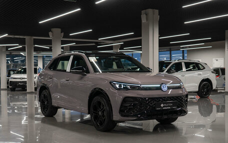 Volkswagen Tiguan, 2026 год, 4 900 000 рублей, 2 фотография
