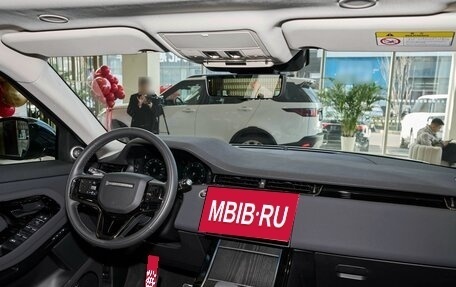 Land Rover Range Rover Evoque II, 2025 год, 5 790 000 рублей, 10 фотография
