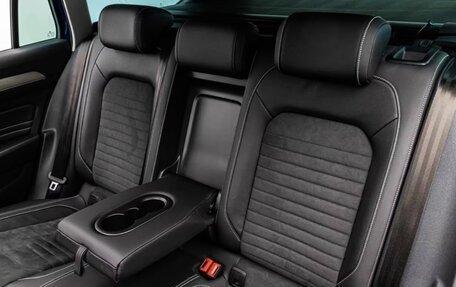 Volkswagen Passat B8 рестайлинг, 2023 год, 2 980 000 рублей, 21 фотография