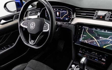 Volkswagen Passat B8 рестайлинг, 2023 год, 2 980 000 рублей, 18 фотография
