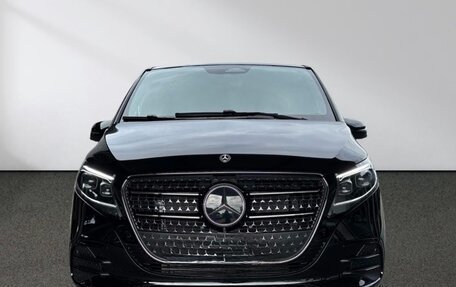Mercedes-Benz V-Класс, 2026 год, 11 600 000 рублей, 2 фотография