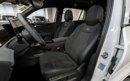 Volkswagen Tiguan, 2026 год, 4 900 000 рублей, 9 фотография