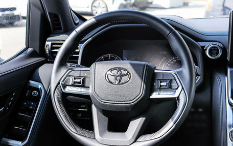 Toyota Land Cruiser, 2026 год, 15 900 000 рублей, 17 фотография