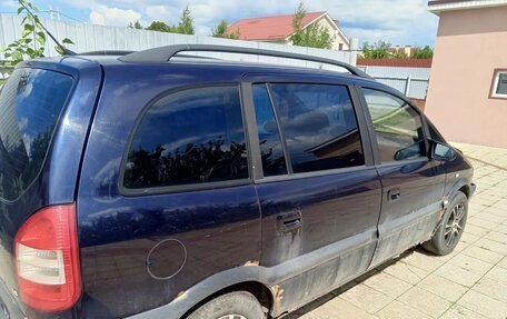 Opel Zafira A рестайлинг, 2003 год, 90 000 рублей, 4 фотография