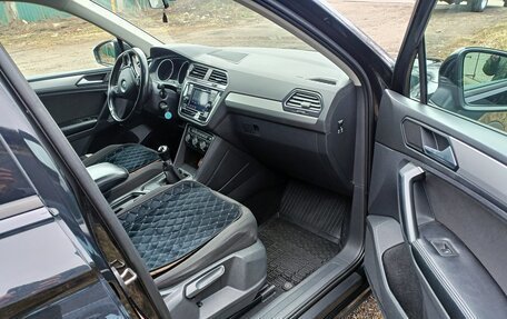 Volkswagen Tiguan II, 2019 год, 1 750 000 рублей, 13 фотография