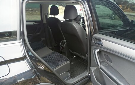Volkswagen Tiguan II, 2019 год, 1 750 000 рублей, 12 фотография