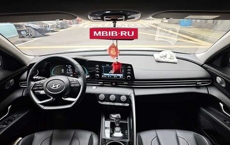 Hyundai Elantra, 2023 год, 1 449 000 рублей, 8 фотография