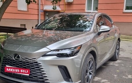 Lexus RX IV рестайлинг, 2025 год, 7 500 000 рублей, 2 фотография