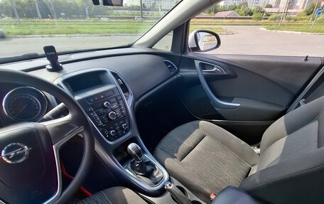 Opel Astra J, 2012 год, 750 000 рублей, 11 фотография