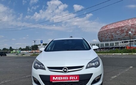 Opel Astra J, 2012 год, 750 000 рублей, 2 фотография