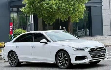 Audi A4, 2022 год, 2 590 000 рублей, 2 фотография