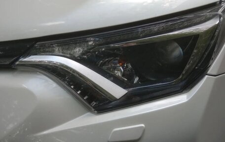 Toyota RAV4, 2017 год, 3 990 000 рублей, 23 фотография