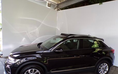 Volkswagen T-Roc I, 2022 год, 2 720 000 рублей, 7 фотография