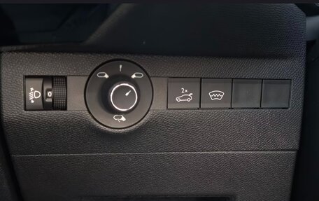 DS 7 Crossback I, 2023 год, 2 350 000 рублей, 19 фотография