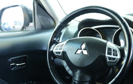 Mitsubishi Outlander III рестайлинг 3, 2008 год, 1 349 000 рублей, 13 фотография