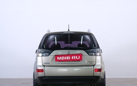 Mitsubishi Outlander III рестайлинг 3, 2008 год, 1 349 000 рублей, 6 фотография