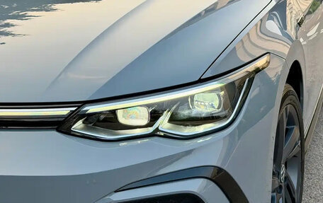 Volkswagen Golf VIII, 2022 год, 2 200 000 рублей, 26 фотография